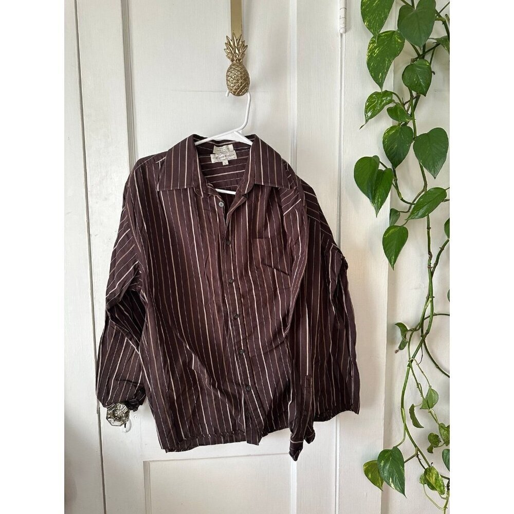 Eighty Eight men’s size large brown button down shirt